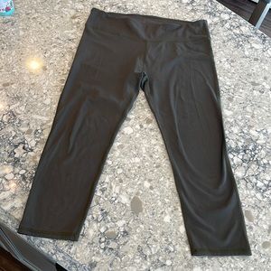 Fabletics 3/4 Leggings